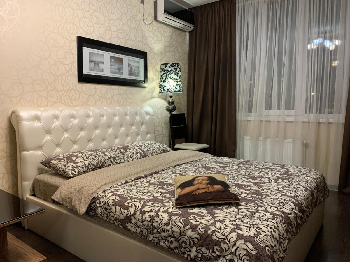 1-Ком Квартира На 18 Этаже Позняки Ул. Урловская 23-А Kiev Exterior foto